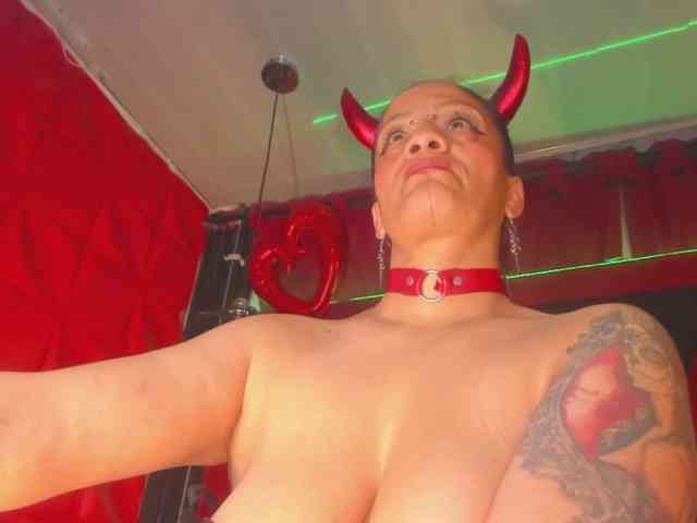 taylorhardcor webcam