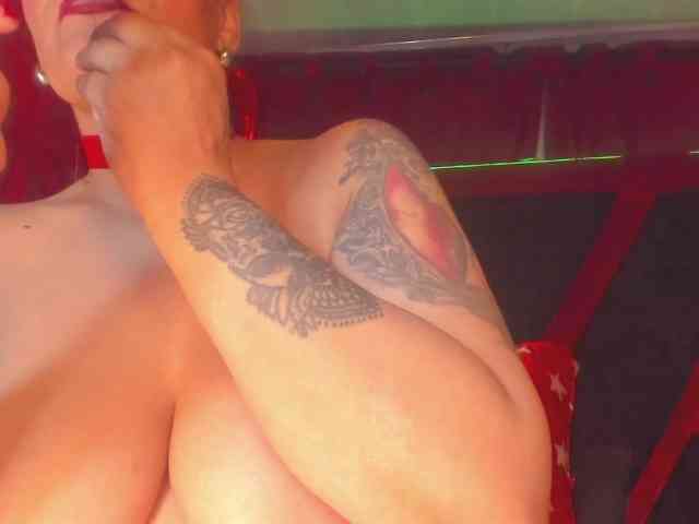 taylorhardcor webcam