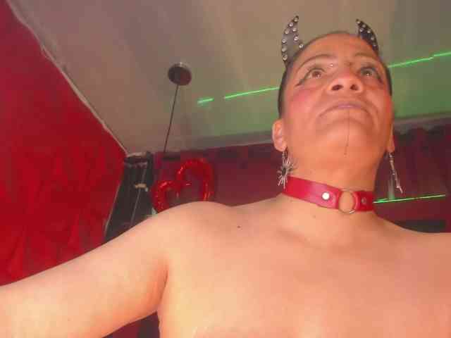 taylorhardcor webcam