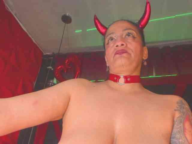 taylorhardcor webcam