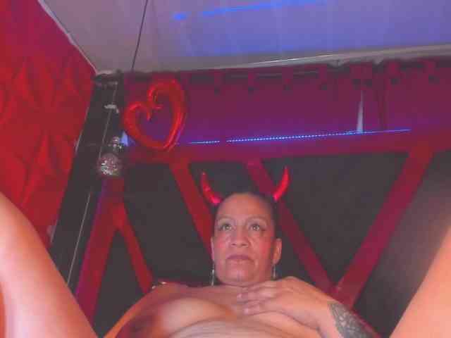 taylorhardcor webcam