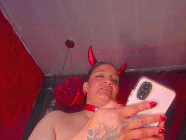 taylorhardcor webcam