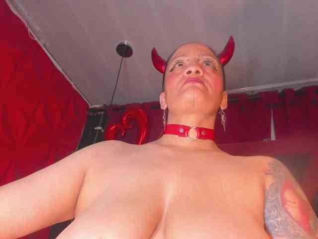 taylorhardcor webcam