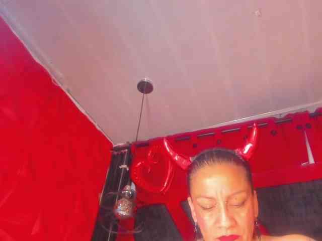 taylorhardcor webcam