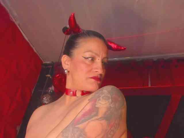 taylorhardcor webcam