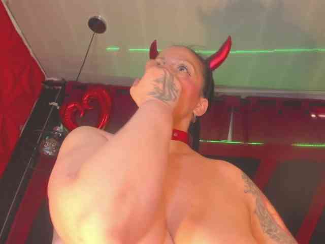 taylorhardcor webcam