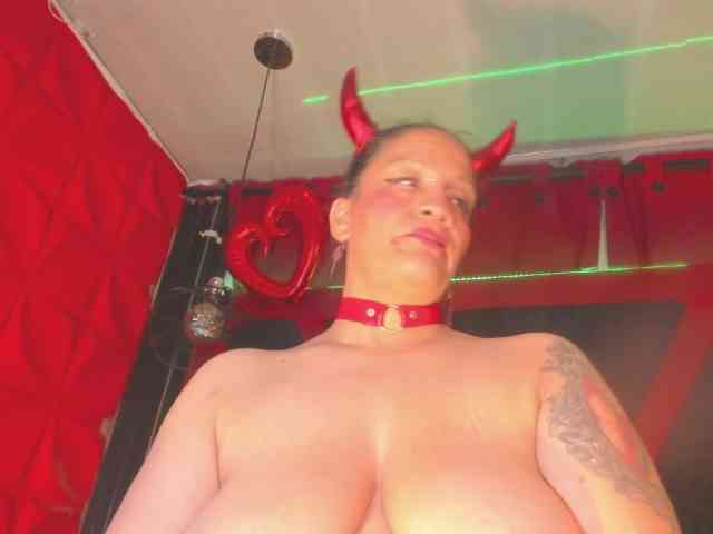 taylorhardcor webcam