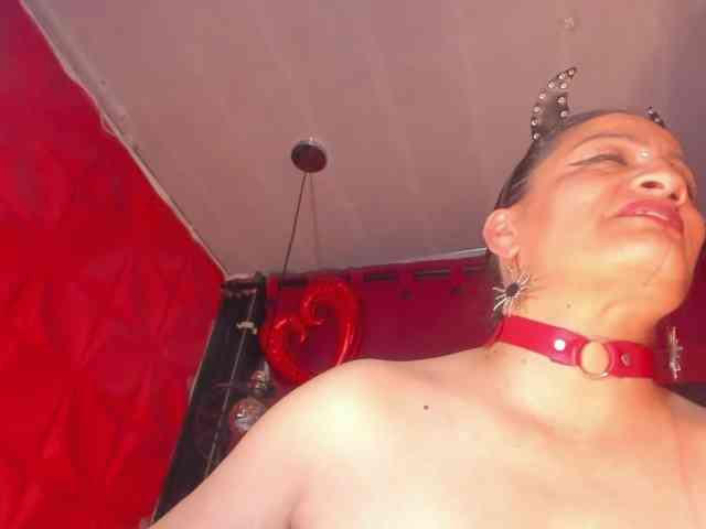 taylorhardcor webcam