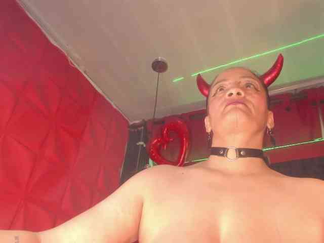 taylorhardcor webcam