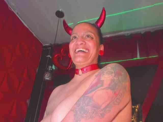 taylorhardcor webcam