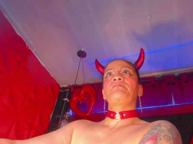 taylorhardcor webcam