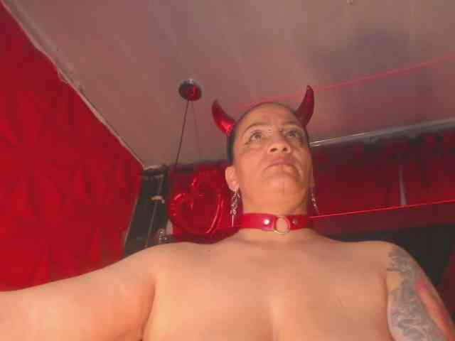 taylorhardcor webcam