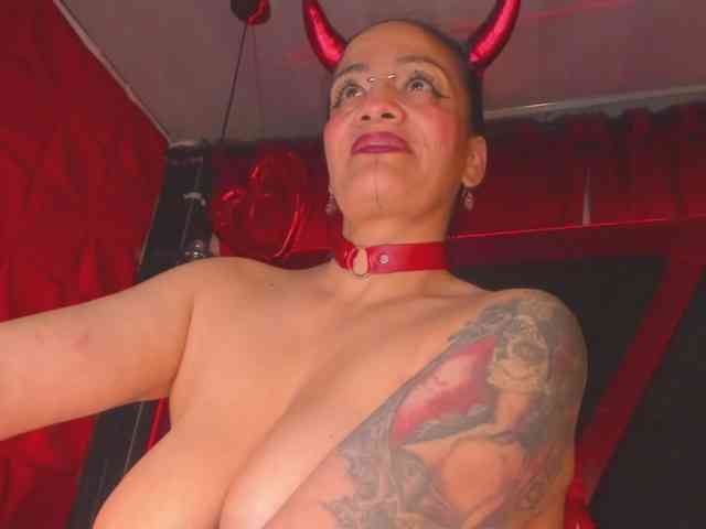 taylorhardcor webcam