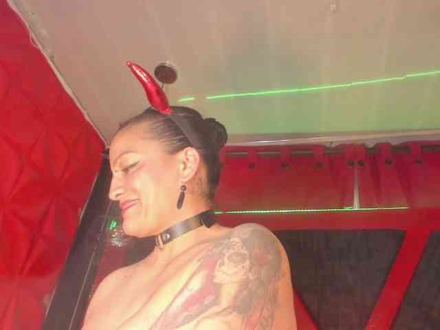 taylorhardcor webcam