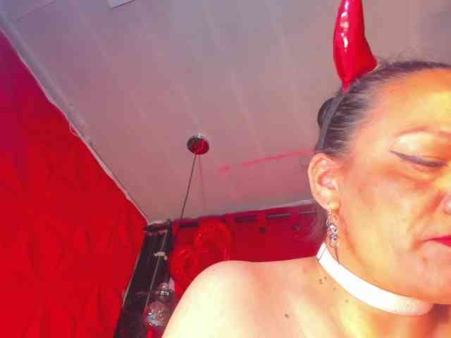 taylorhardcor webcam