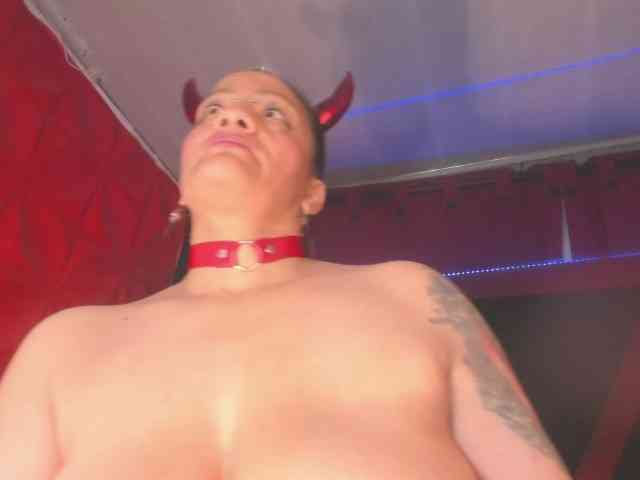 taylorhardcor webcam