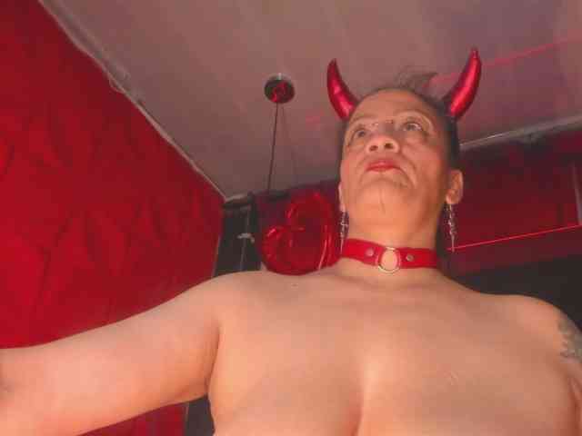 taylorhardcor webcam