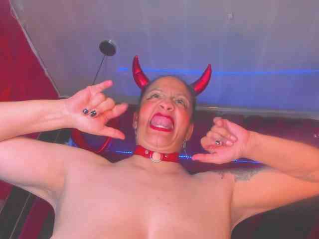 taylorhardcor webcam