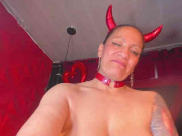 taylorhardcor webcam