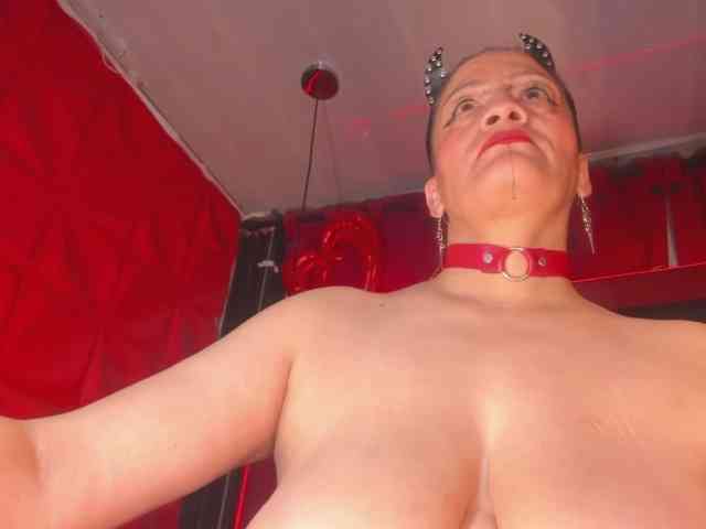 taylorhardcor webcam