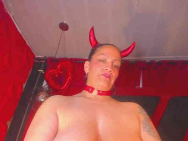 taylorhardcor webcam