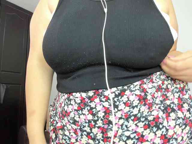 ALYEK-BBW webcam