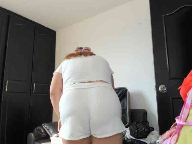 ALYEK-BBW webcam