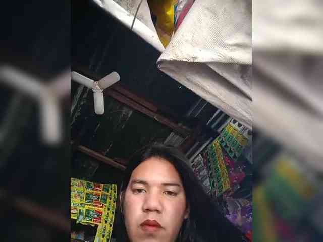 summy12 Live Webcam on BongaCams