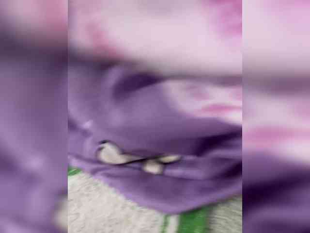 Luanaaa webcam