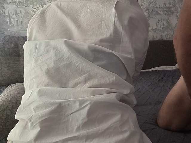 Sladkay-Parochka35's BongaCams show and profile