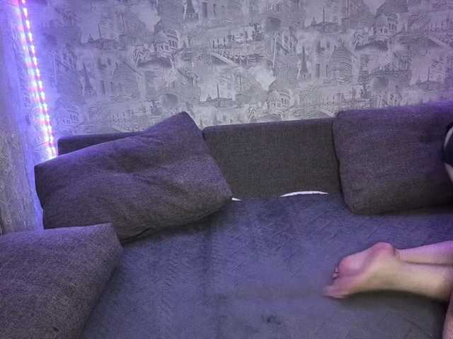 Sladkay-Parochka35's BongaCams show and profile