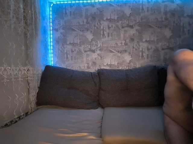 Sladkay-Parochka35 – webcam model profile photo