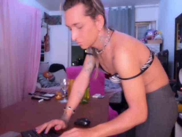 SabrinaLux SabrinaLux