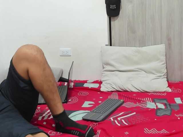 bils2203's BongaCams show and profile