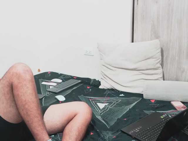 bils2203's BongaCams show and profile