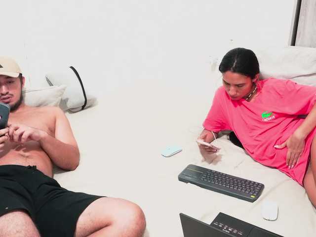 bils2203's BongaCams show and profile