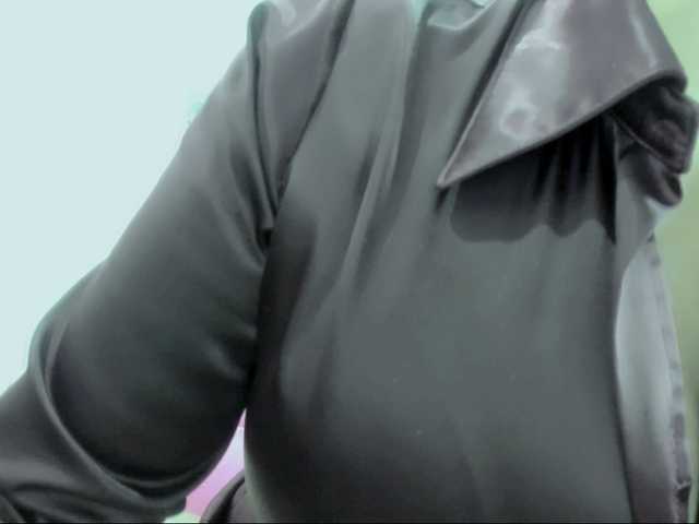 latinvalery's BongaCams show and profile