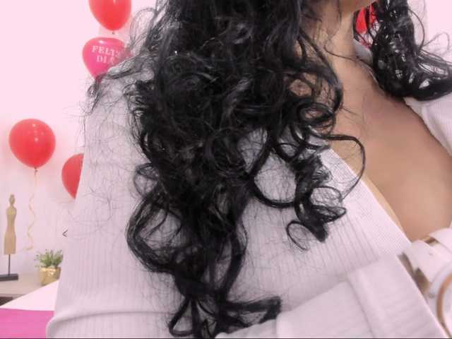 latinvalery's BongaCams show and profile