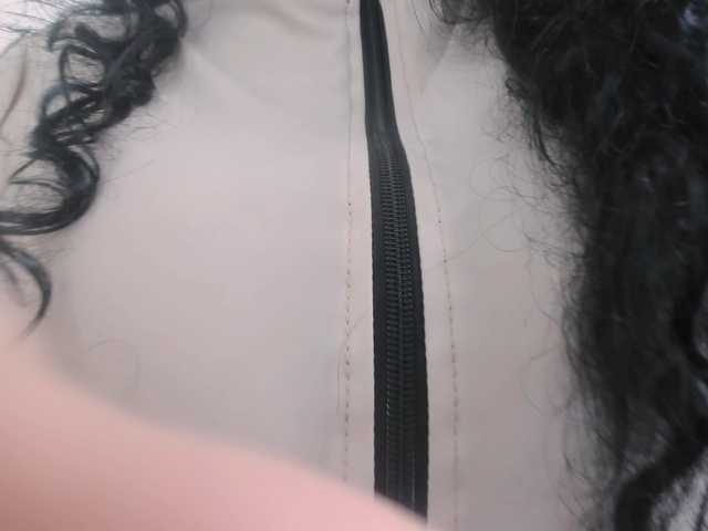 latinvalery's BongaCams show and profile