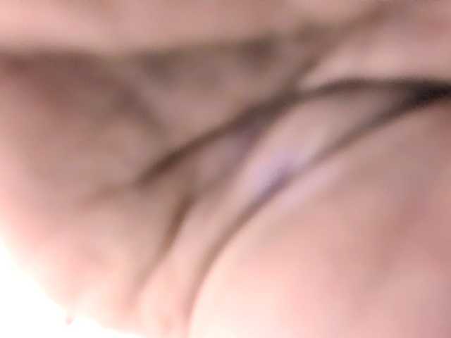 latinvalery's BongaCams show and profile