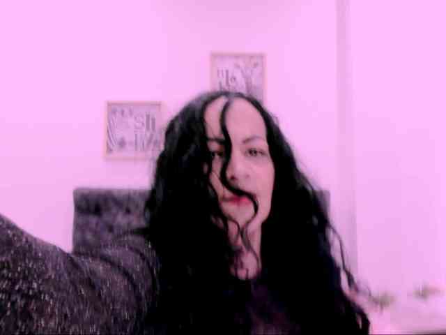 latinvalery webcam