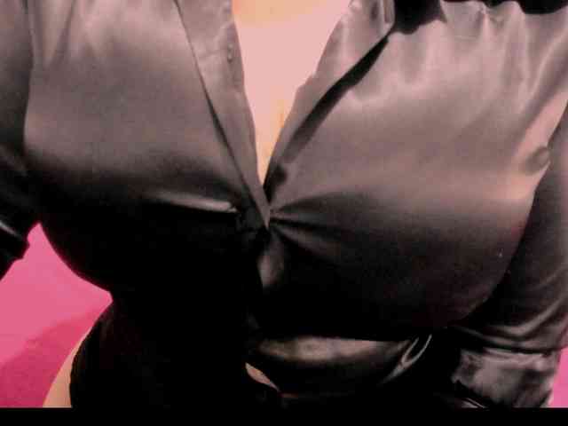 latinvalery webcam