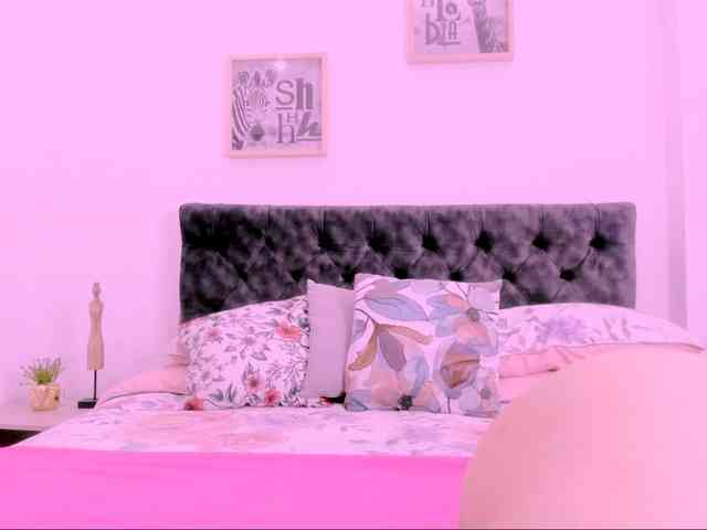 latinvalery webcam
