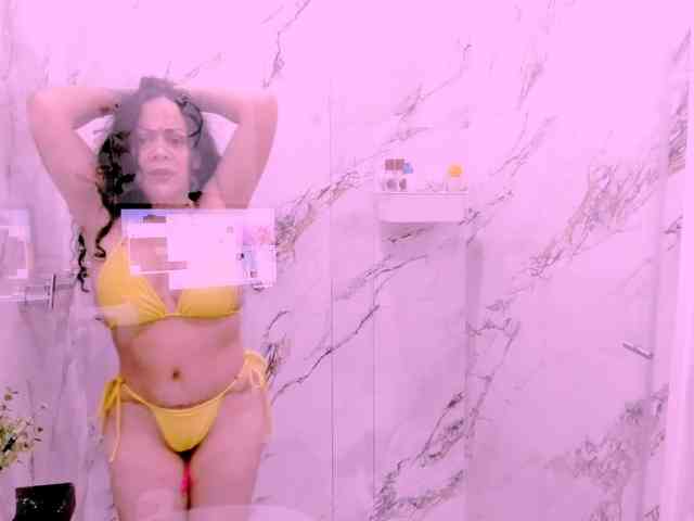 latinvalery Live Webcam on BongaCams