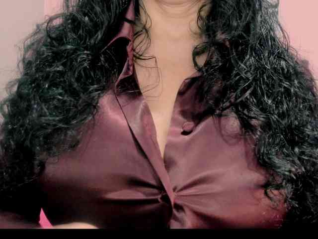 latinvalery Live Webcam on BongaCams