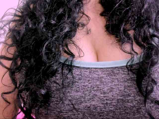 latinvalery webcam