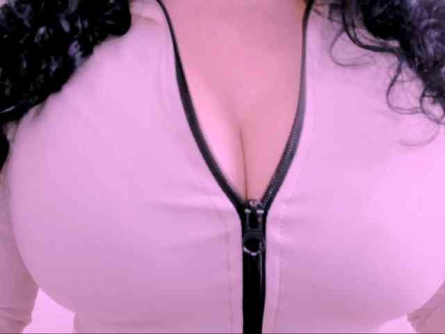 latinvalery webcam
