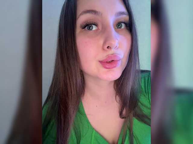 SweetyW-'s BongaCams show and profile