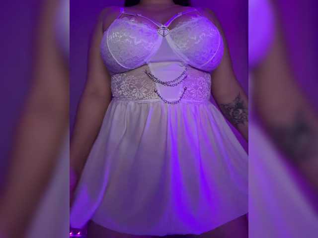 SweetyW-'s BongaCams show and profile