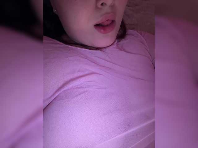 SweetyW-'s BongaCams show and profile